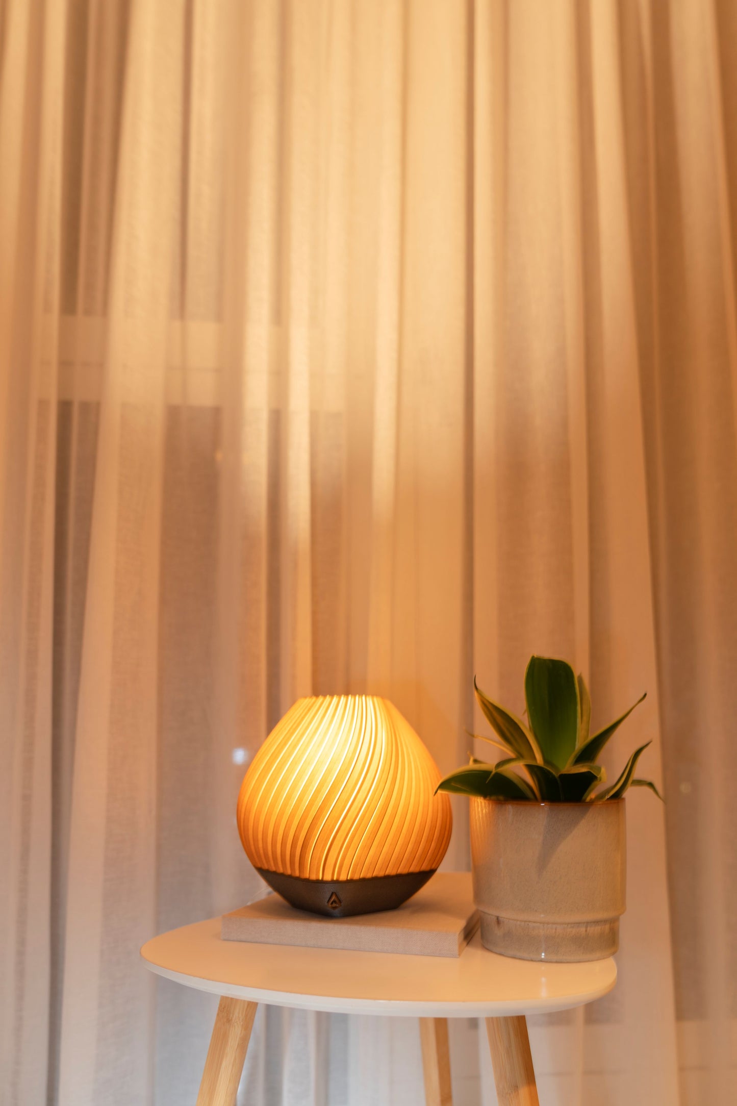 Nonnetje | Green Sustainable Table Lamp