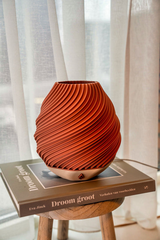 Seevlam Wulk | Rode Duurzame Tafellamp